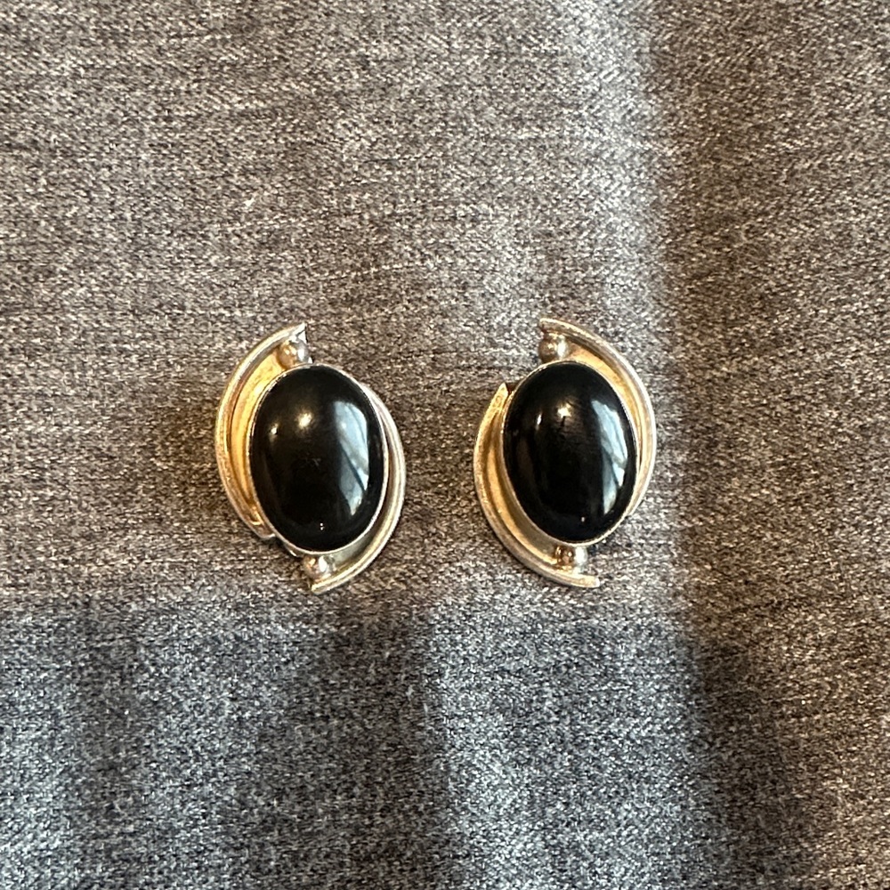 Vintage Black Onyx Sterling Silver Clip On Earrings